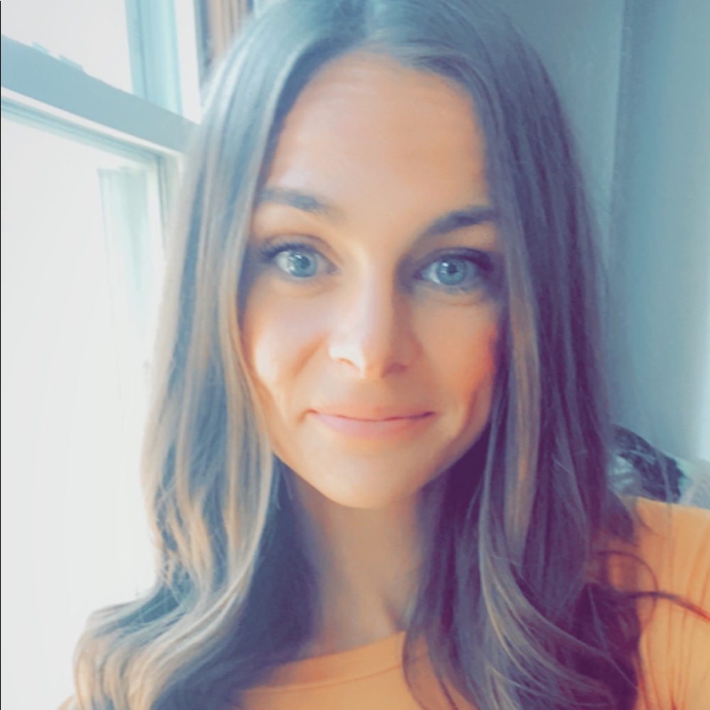 Meet your Posher, Amanda